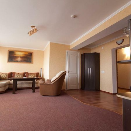 Hotel Prietenia Bender Eksteriør billede